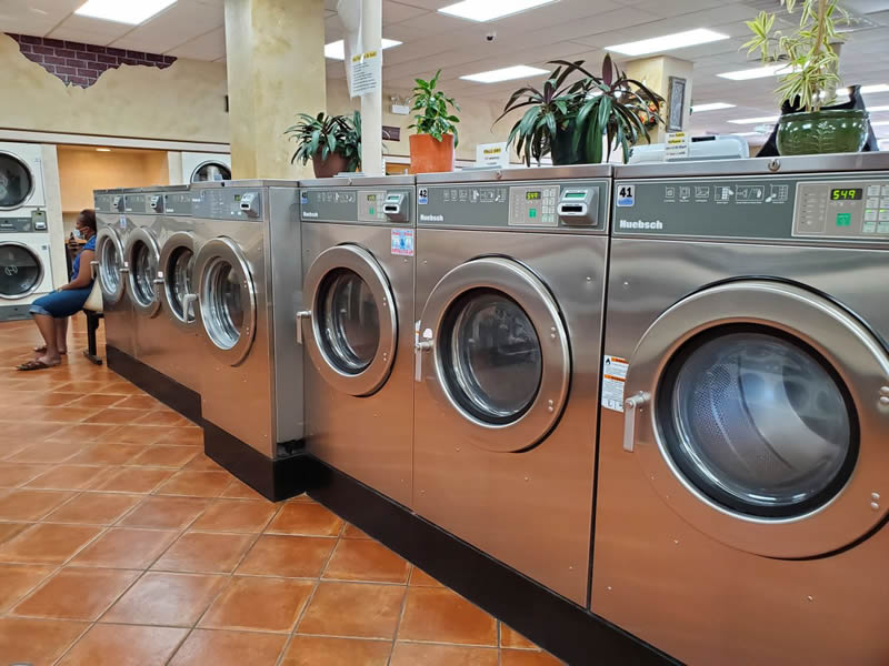 Gallery | Aurora's Best Laundry